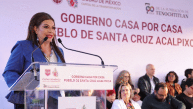 Anuncia Brugada 1,100 luminarias y 8 mdp para escuelas en Santa Cruz Acalpixca, Xochimilco (Foto por Gobierno de CDMX)