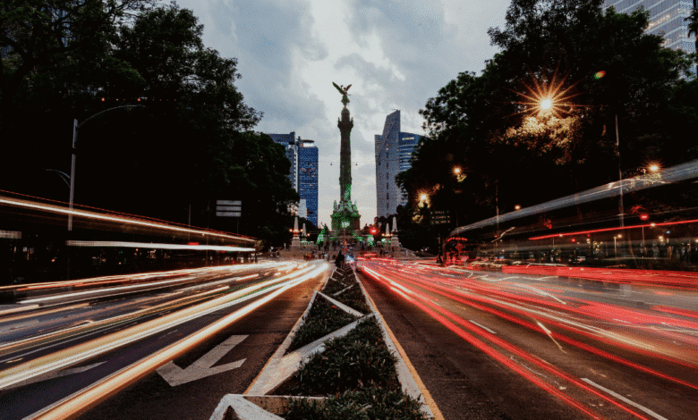 Hoy No Circula para este 14 de noviembre de 2025 en CDMX y Edomex vehículos que deben descansar este viernes