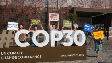 La COP30 terminó tras dos semanas de negociaciones marcadas por protestas indígenas, la ausencia de Estados Unidos y desacuerdos sobre la eliminación de combustibles fósiles.