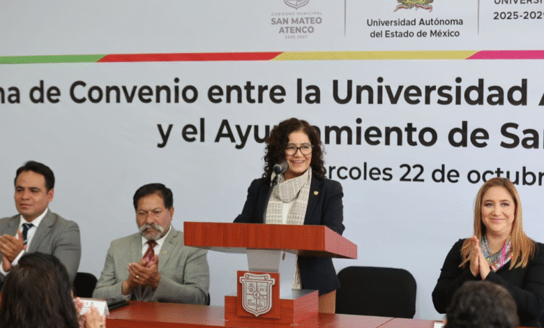 Tacones con tecnología UAEMéx y San Mateo Atenco se alían para impulsar la industria del calzado con innovación (Foto por Agencia MVT)