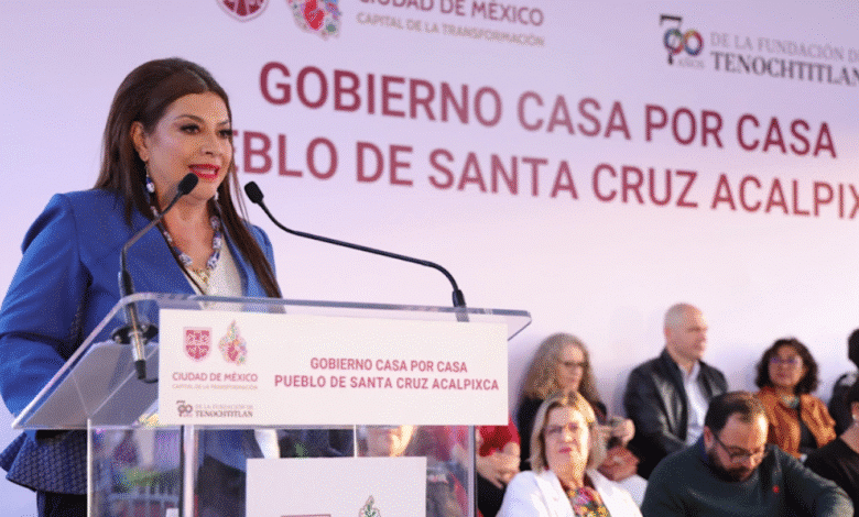 Anuncia Brugada 1,100 luminarias y 8 mdp para escuelas en Santa Cruz Acalpixca, Xochimilco (Foto por Gobierno de CDMX)
