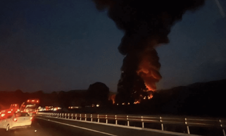 Una pipa de gas explotó en un tramo de la Autopista México-Puebla, específicamente en el municipio de Ixtapaluca, Estado de México.
