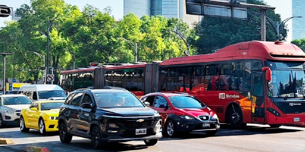 Hoy No Circula martes 11 de noviembre 2025 en CDMX y Edomex (Foto de internet)